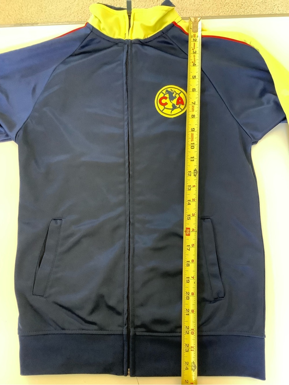 Official Club América Youth Soccer Jacket - Kids Size Large (YL) - Picture 3 of 6
